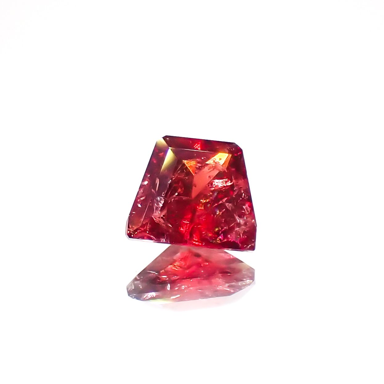 ユーディアライト 商品一覧 | 宝石ルースの専門店【TOP STONE】