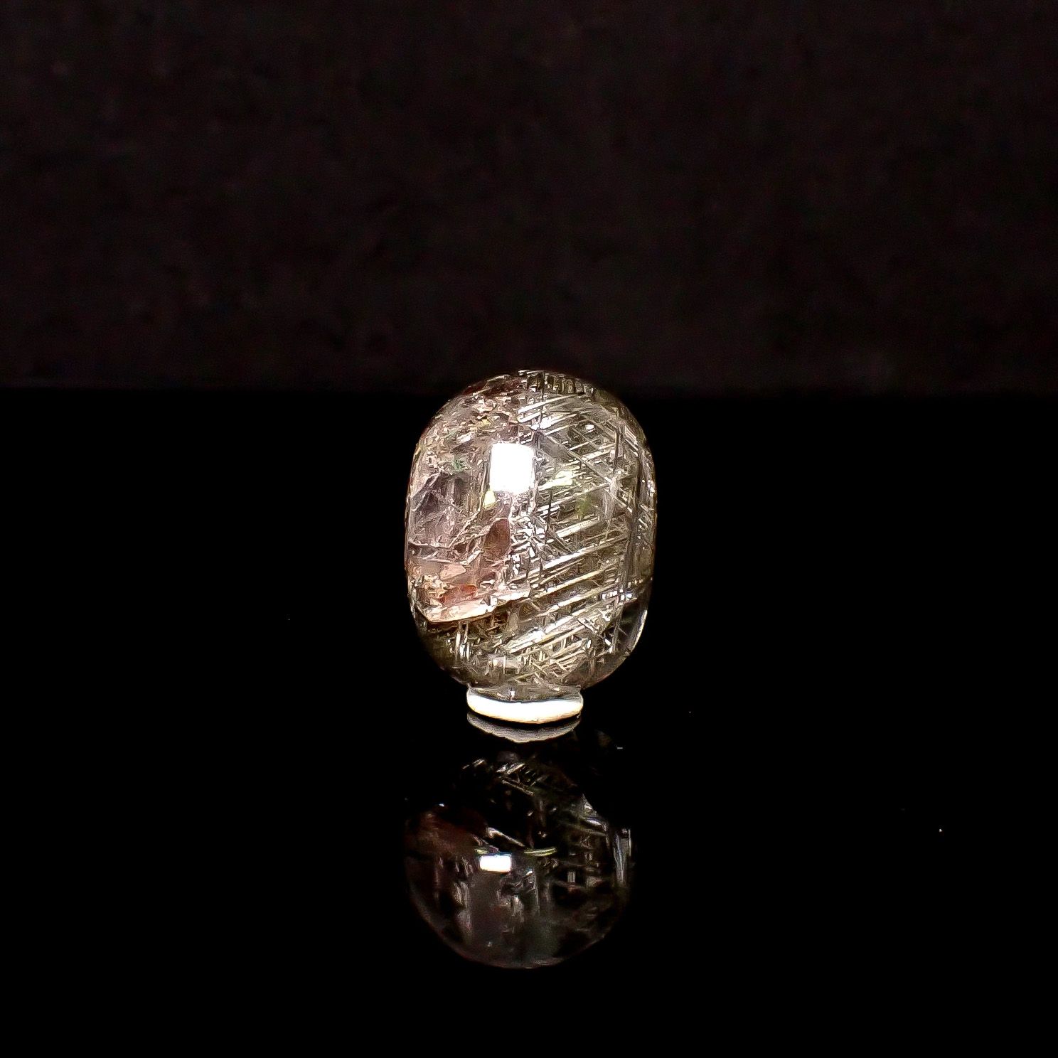 シルバールチルクォーツ ブラジル産 22.37ct / 20.6x15.7mm前後