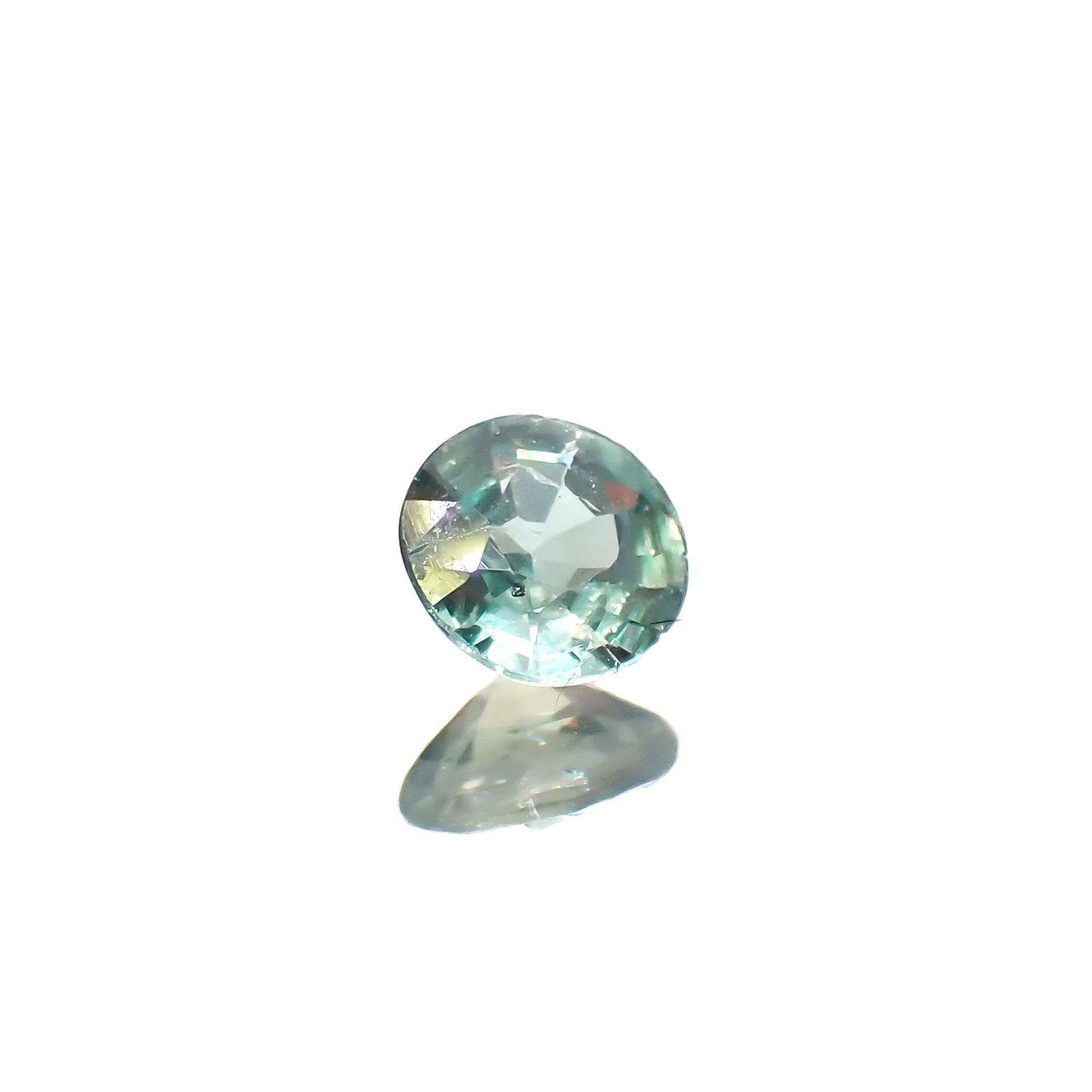 アレキサンドライト ブラジル産 EmeraldMains社製 0.16ct / 3.4x3.4mm