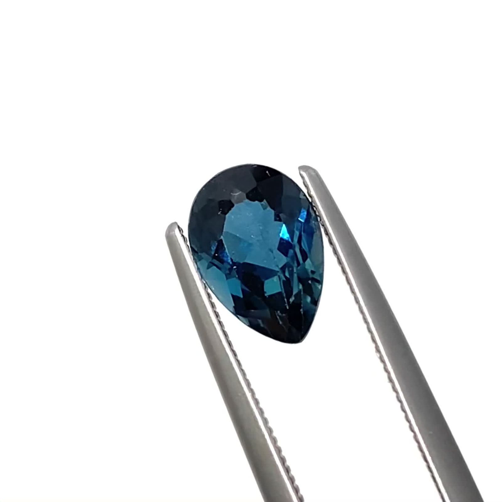 ロンドンブルートパーズ ブラジル産 1.82ct / 8.8x6.2mm前後