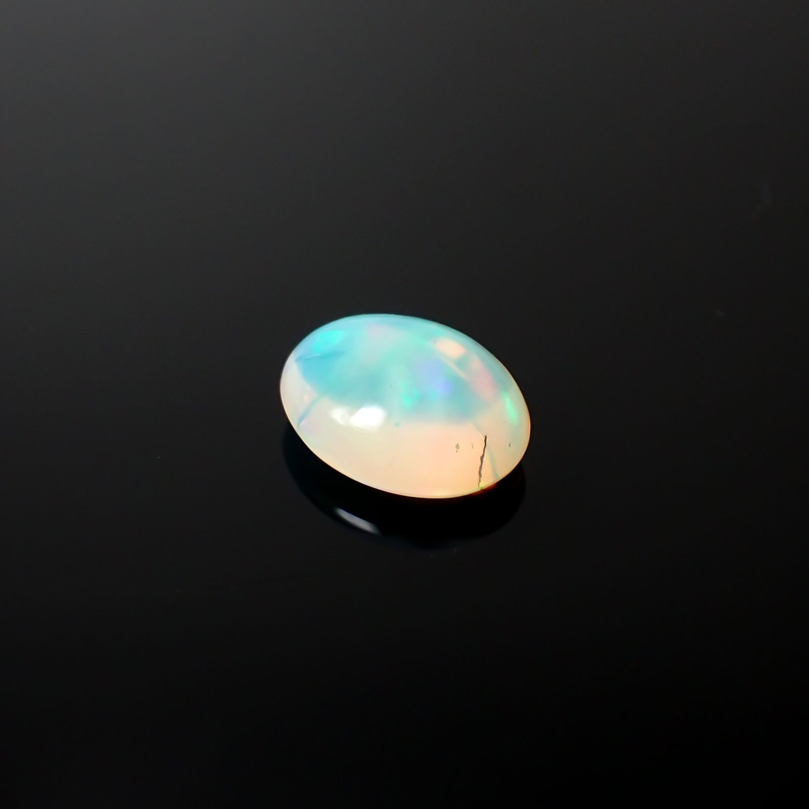 ハニカムオパール エチオピア産 3.40ct / 13.3x10.3mm前後 [240427147