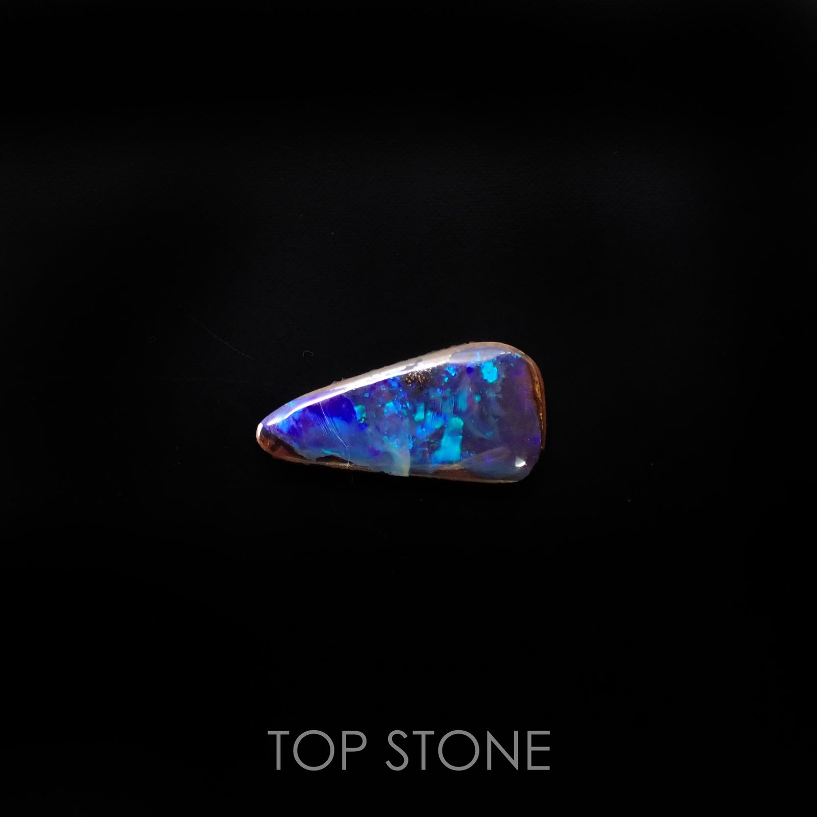 オーストラリア産 大きなボルダーオパール原石 約1976g パワーストーン