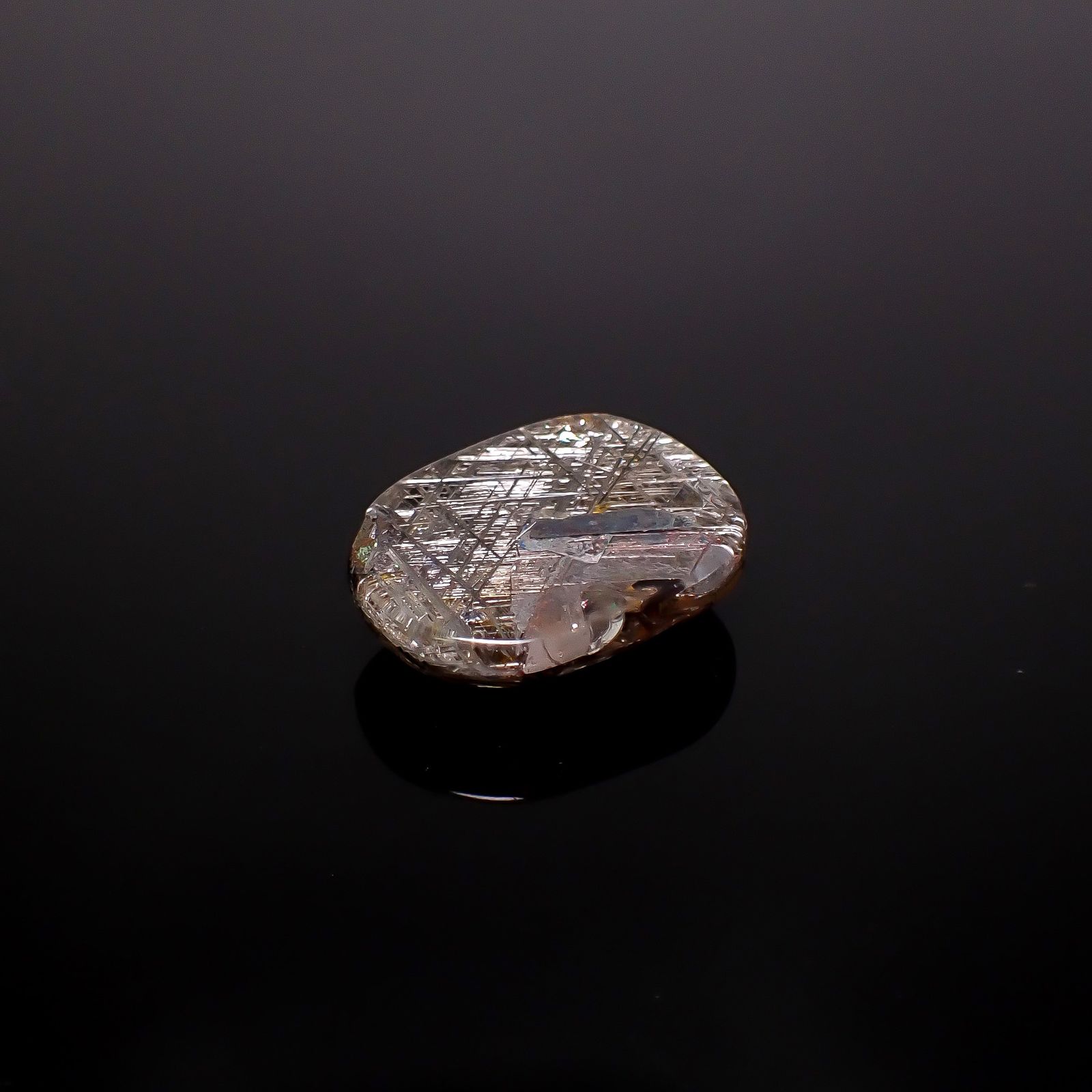 シルバールチルクォーツ ブラジル産 29.26ct / 24.6x18mm前後