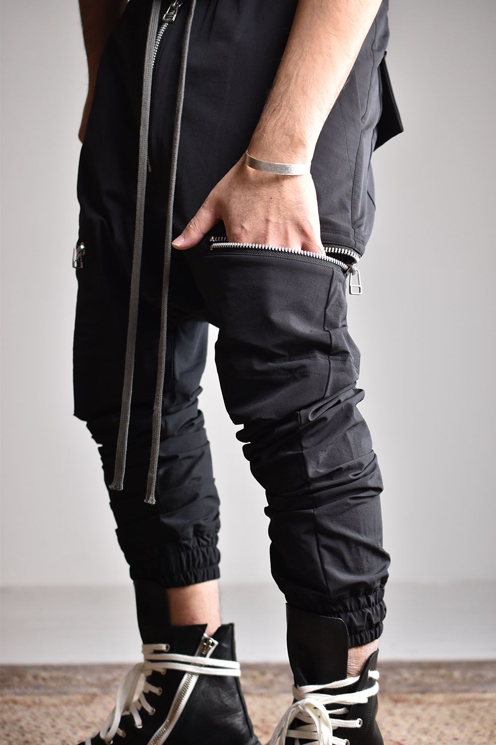 A.F ARTEFACT - Front Zip Sarouel Easy