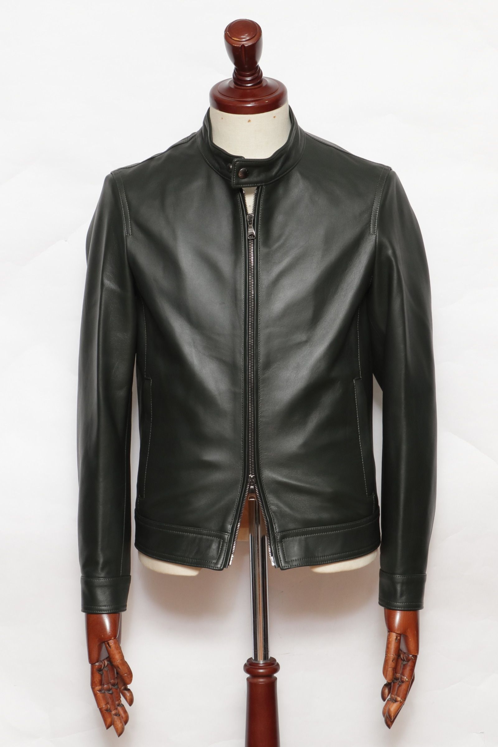 期間限定価格美品EMMETI JURIラムレザーシングルライダースジャケット46