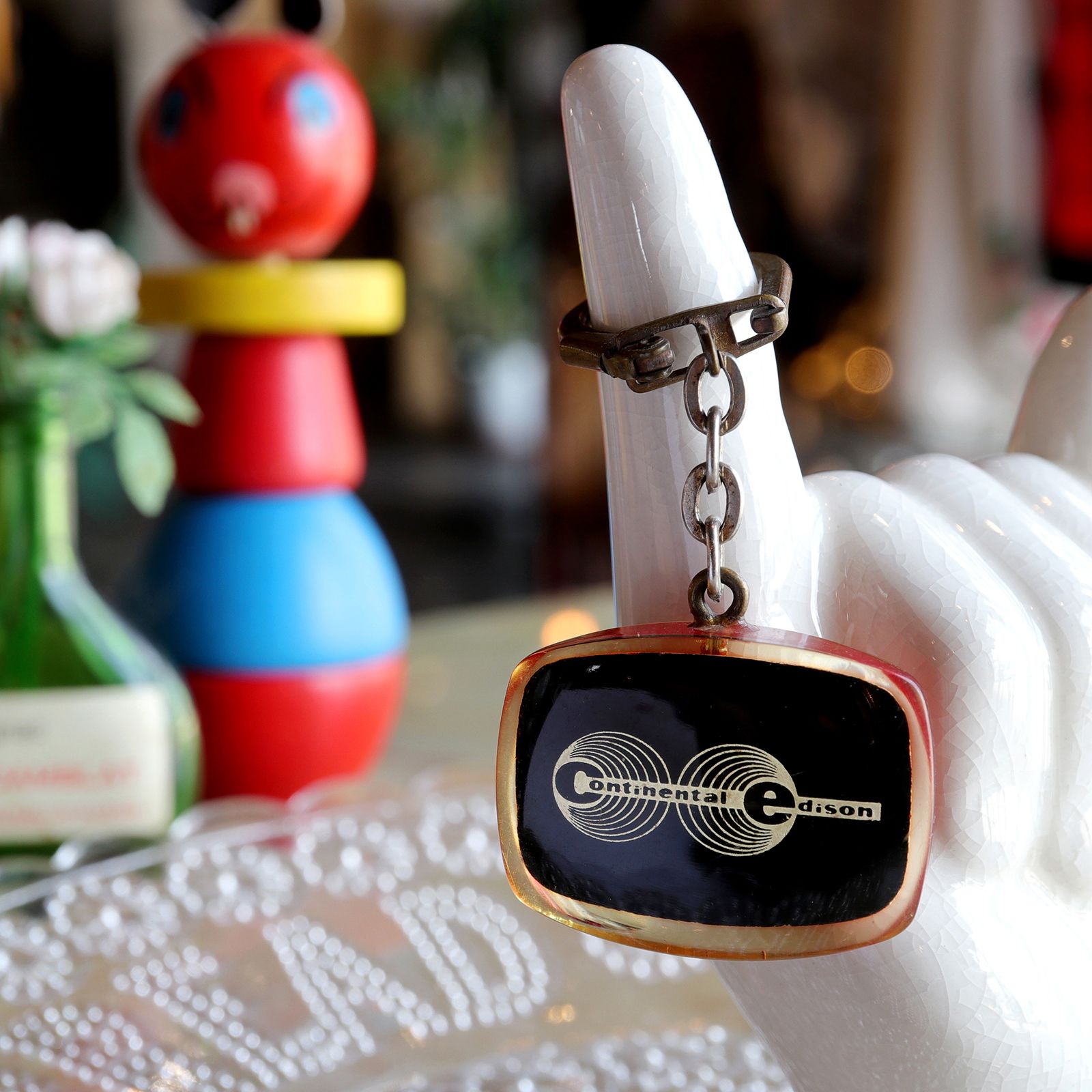 100個程度 フランス 雑貨 フレンチ キーホルダー まとめ売り 1キロ