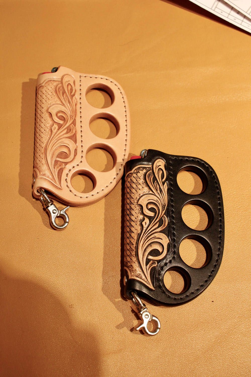 blackmeans - 945-74TAC240-1 ライターケース (NATURAL,BLACK) | HAZE