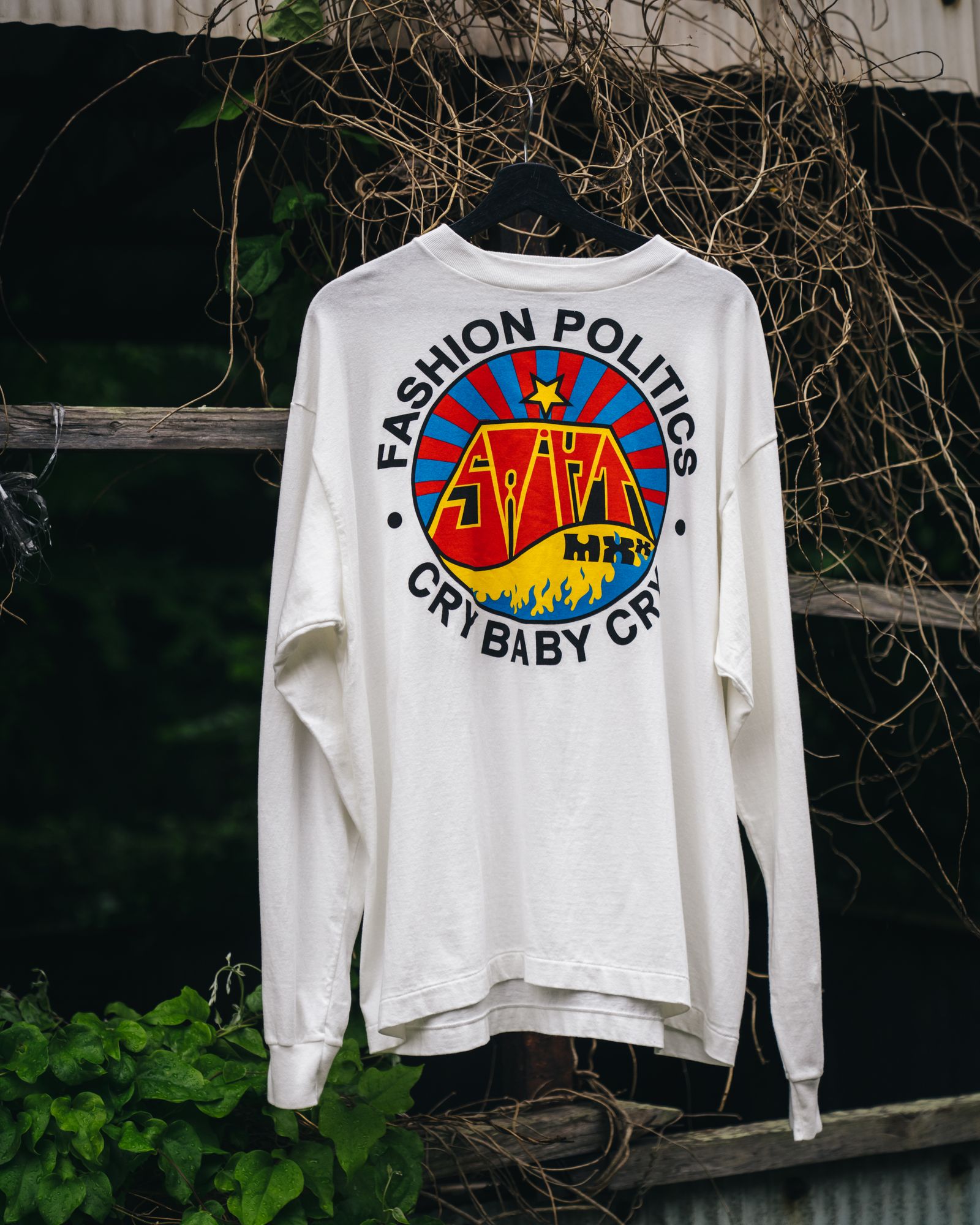 BABYL Gas Mask T-Shirt 最新 Mサイズ EMP EU限定 BABYL Gas Mask T