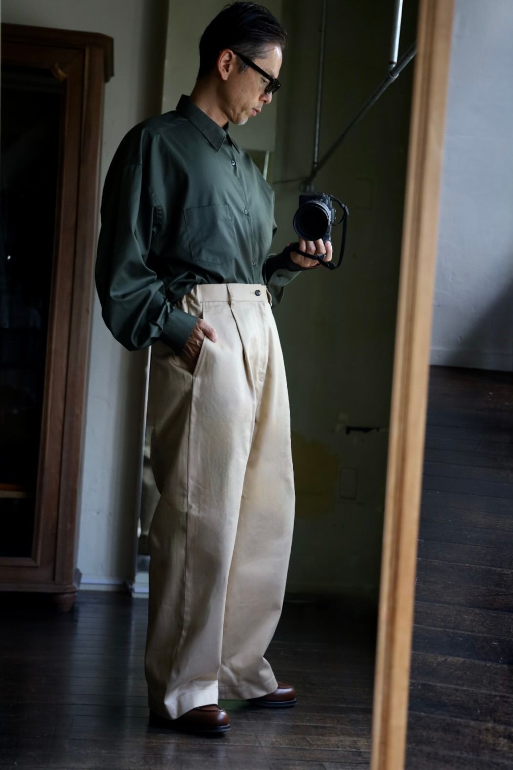 Graphpaper Westpoint Chino Wide Straight Trousersスタイル | 7032