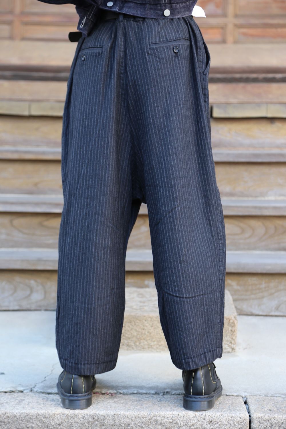 COMME des GARCONS HOMME ウールヘリンボーンストライプ製品縮絨パンツ