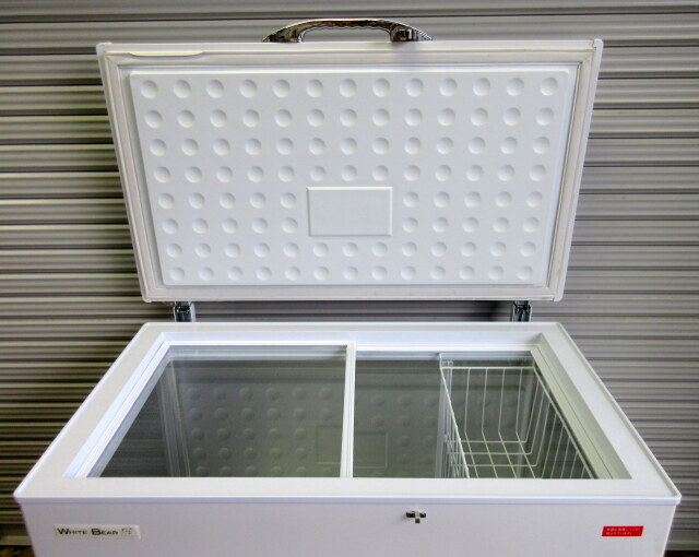 2023年購入 WHITE BEAR 冷凍ストッカー 250L 鍵アリ 100V 2023年購入