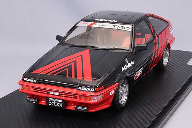 イグニッションモデル 1/18 トヨタ スプリンター トレノ (AE86) 3ドア