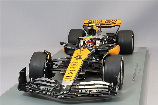 スパーク 1/18 マクラーレン MCL60 2023 F1 イギリスGP 2位 #4 L.ノリス