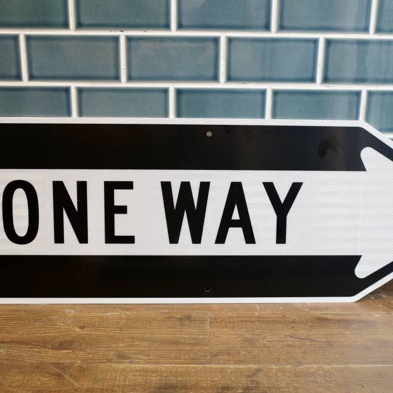 アメリカ実物】巨大 USAロードサイン ONE WAY トラフィックサイン