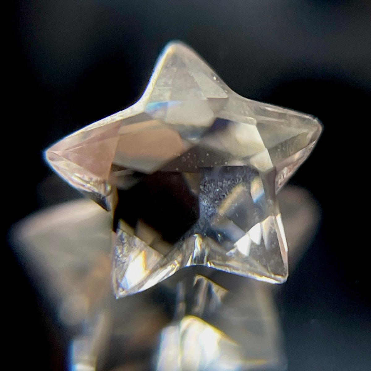 クリスタル 水晶 星型 神聖幾何学型オブジェ 約8cm✖️8cm クリスタル