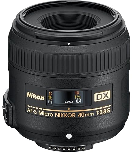 Nikon 16-85mm f/3.5-5.6G AF-S DX ED VR Nikkor Wide-Angle Telephoto