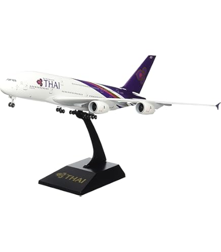 Amazon.com: Skymarks Daron Pan Am 747-100 1/200 Juan Trippe