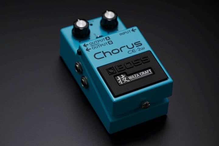 BOSS CE-2W - BOSSのコーラス「CE-1」「CE-2」両方のサウンドを1台で