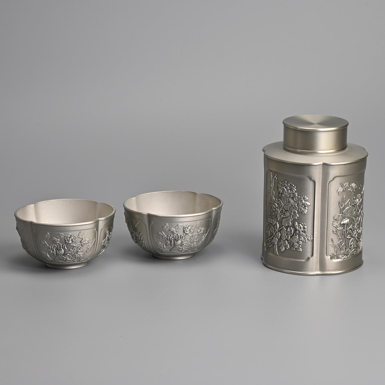 ROYAL SELANGOR, FOUR SEASONS COLLECTION - BOXED PEWTER TEA CADDY