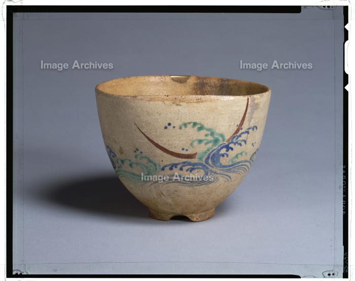 作品詳細 | 色絵波に三日月図茶碗 | イメージアーカイブ - DNPアート