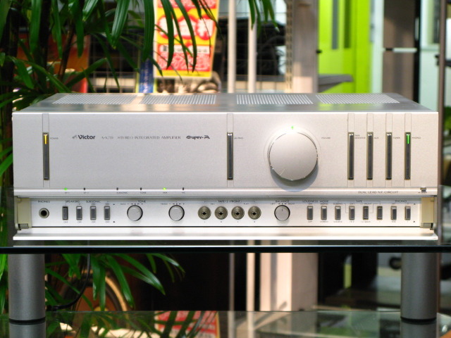 Victor A-X7Dステレオインテグレーテッドアンプ VICTOR A-X7D ビクター
