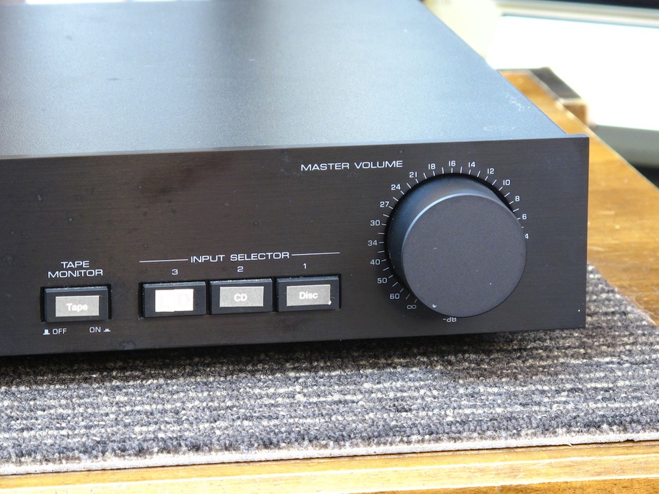 YAMAHAマスターボリュームコントローラー MVS-1 マルチアンプ用 YAMAHA