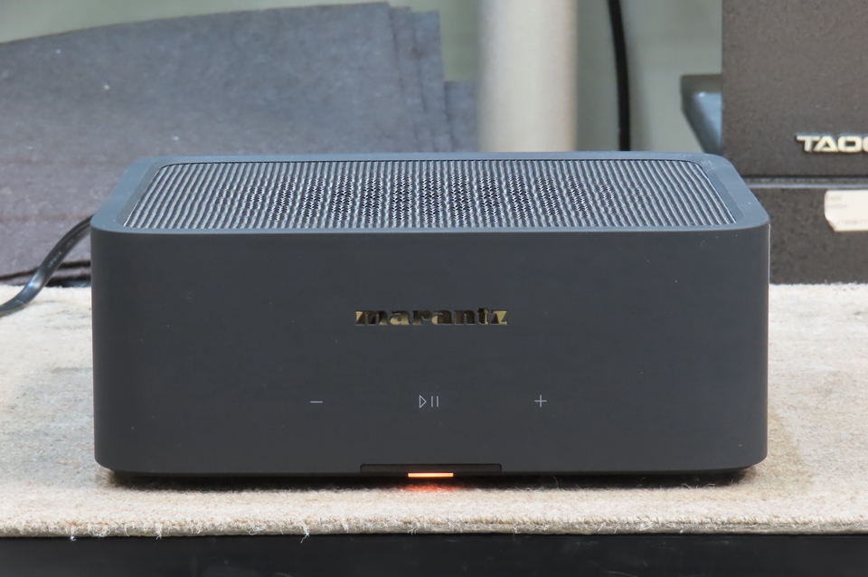 Marantz Model M1【25年10月購入 極美品 保証有】 マランツ、約22cm幅