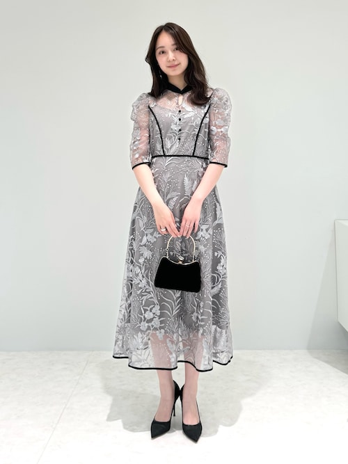 セール】【LEJA】花柄刺繍レースチュールパフスリーブウエストマーク