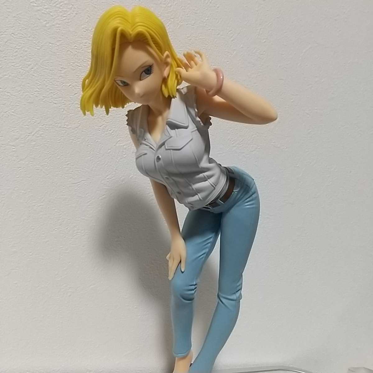 ドラゴンボール 18号フィギュア グリッター&グラマラス Amazon.co.jp