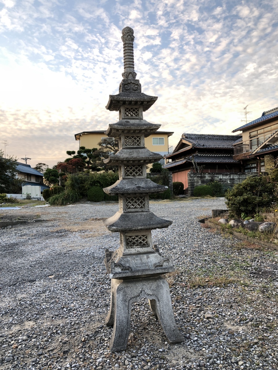 石灯籠 特大 でっかい燈篭 庭石