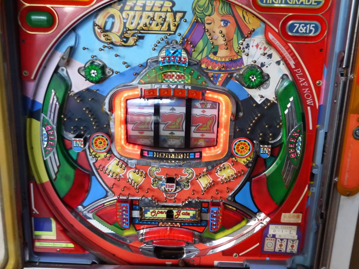 初代F・クィーンⅡ パチンコ実機セル版 初代F・クィーンⅡ パチンコ