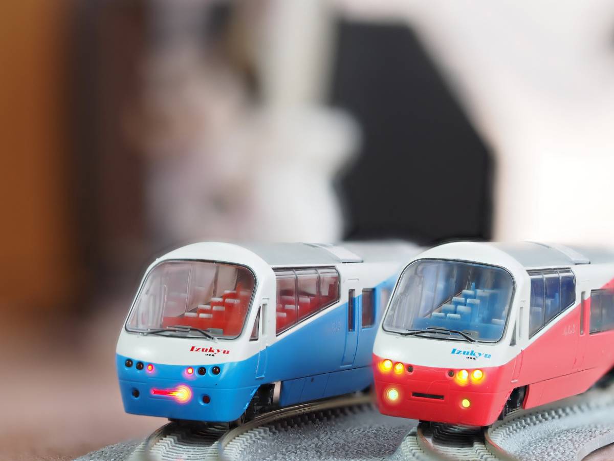 伊豆急行2100系 THE ROYAL EXPRESS マイクロエース A-2260 アルファ