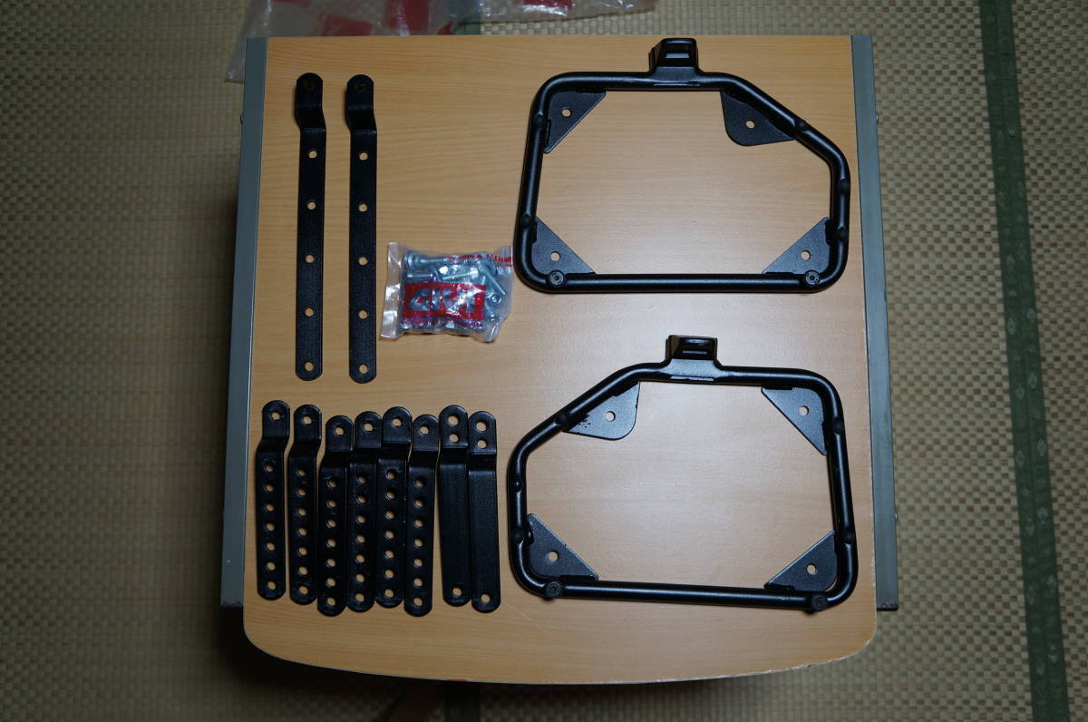 森*う様 GIVI SB2000 ステー 森*う様 GIVI SB2000 ステー - メルカリ