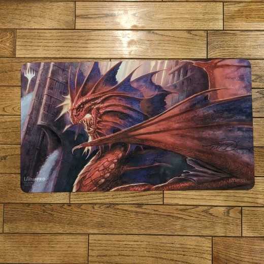 プレイマット 火想者ニヴ＝ミゼット（サイン入り） プレイマット 火想