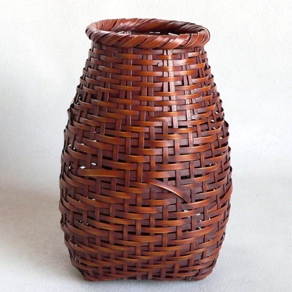 別府竹細工「岩尾豊南」作 竹編の花入れ 安い 別府竹細工「岩尾豊南