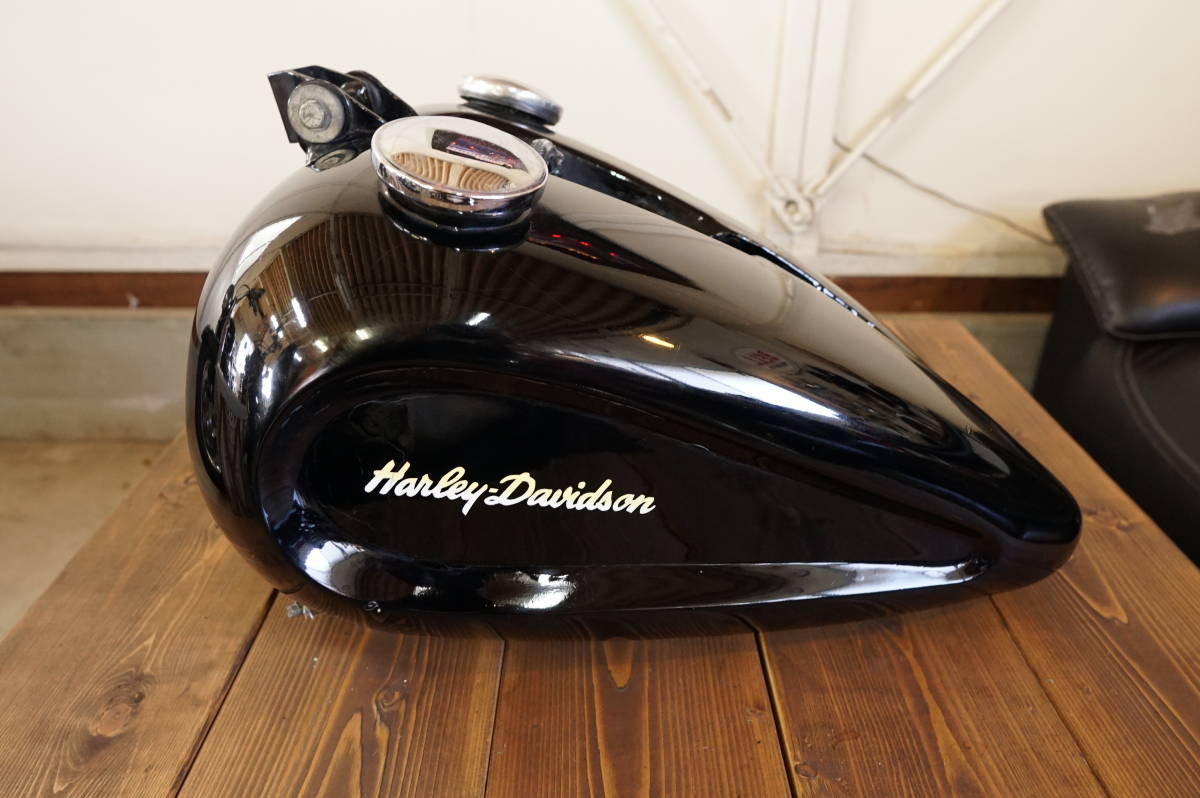 ハーレーダビットソンFLSTC純正タンク
