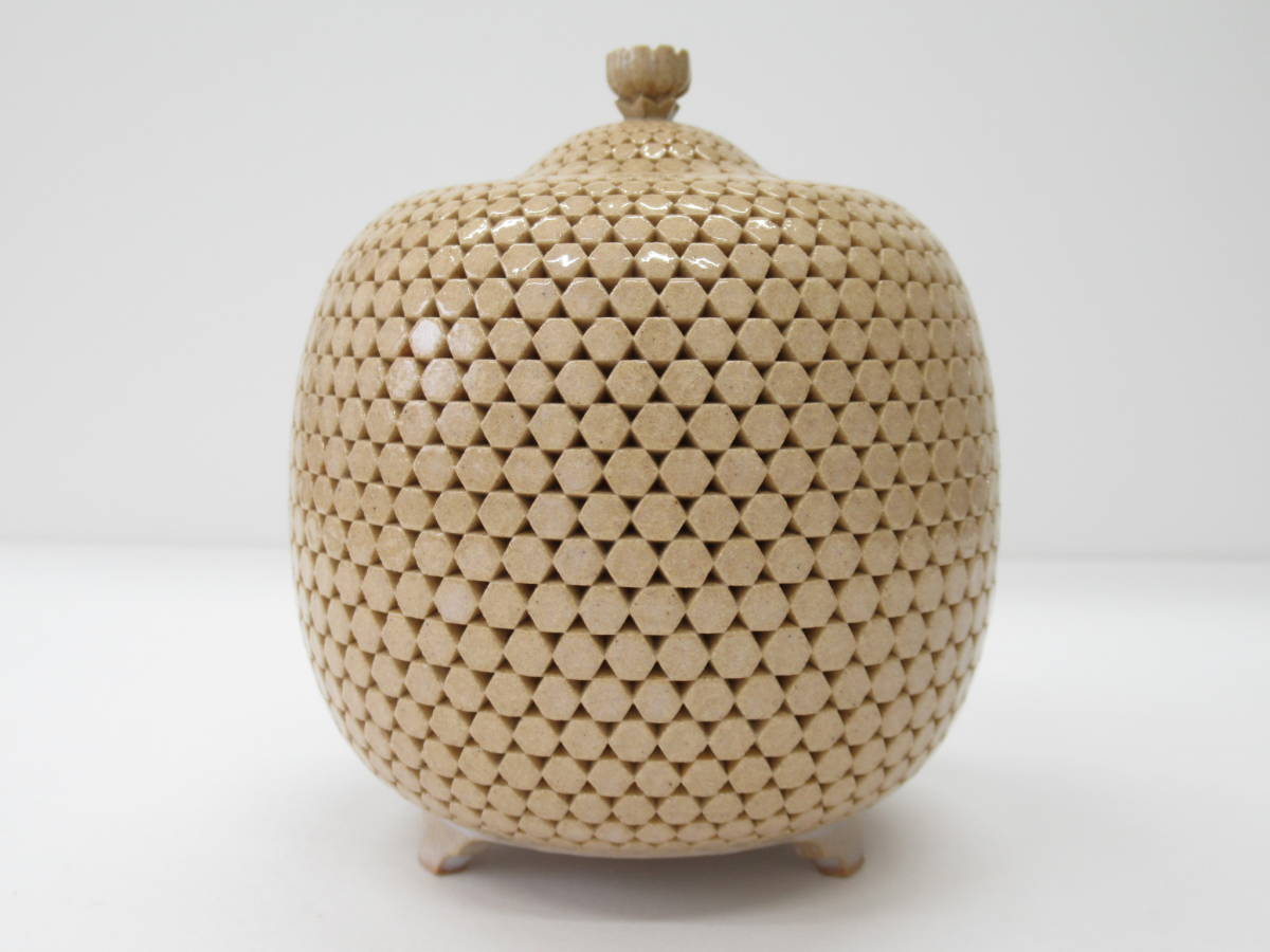 萩焼本郷窯 萬亀菊香炉 廣澤洋海 共箱 R1486ラ 萩焼本郷窯 萬亀菊香炉