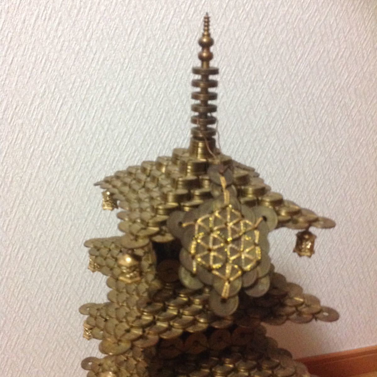 五重塔（5円玉の手作り品）