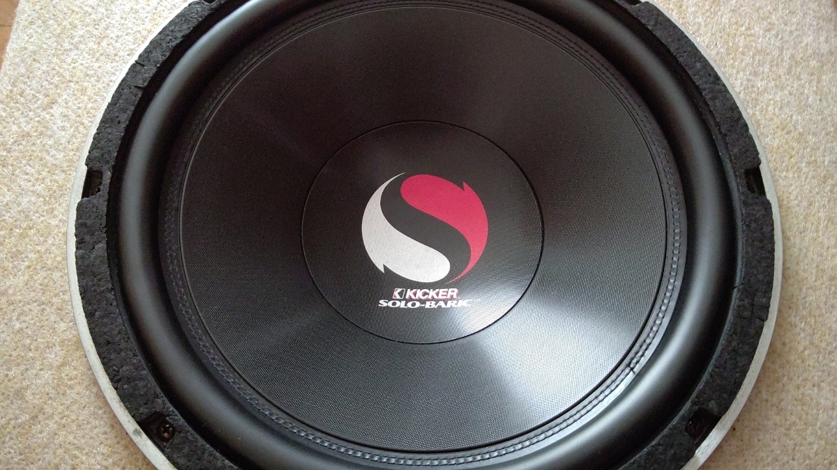 激レア KICKER SOLO-BARIC S12C 12インチサブウーファー 【公式通販】