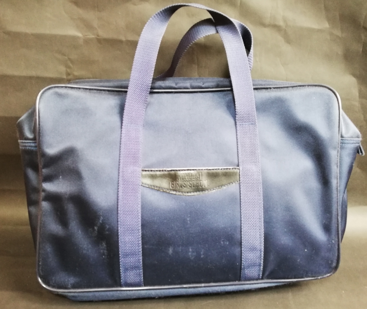 国府台女子学院 指定 サブバック 国府台女子学院 指定バック 校章付き