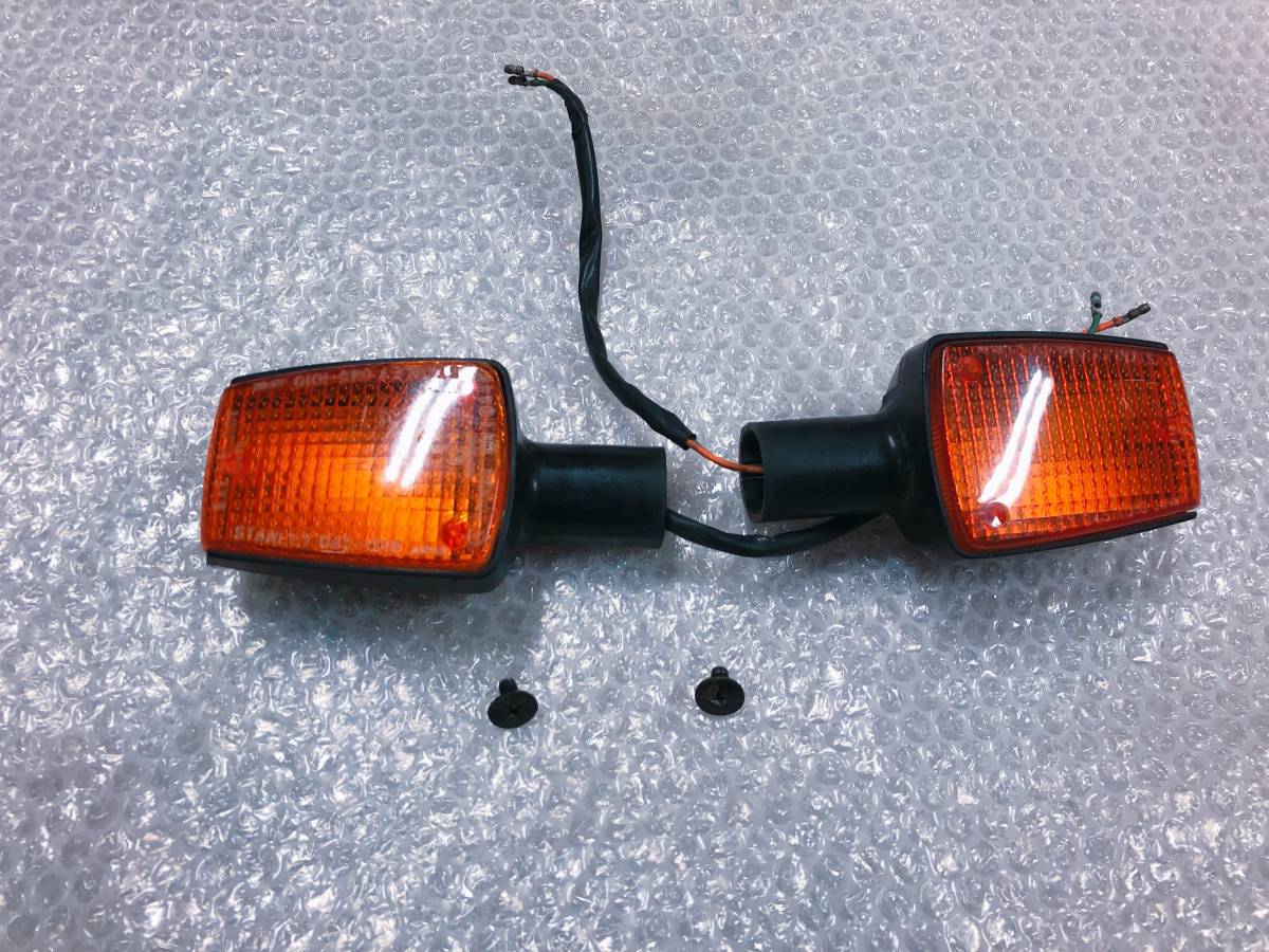 当時もの！ホンダCBX400F？用純正ウインカー左右各1個 当時物☆ホンダ