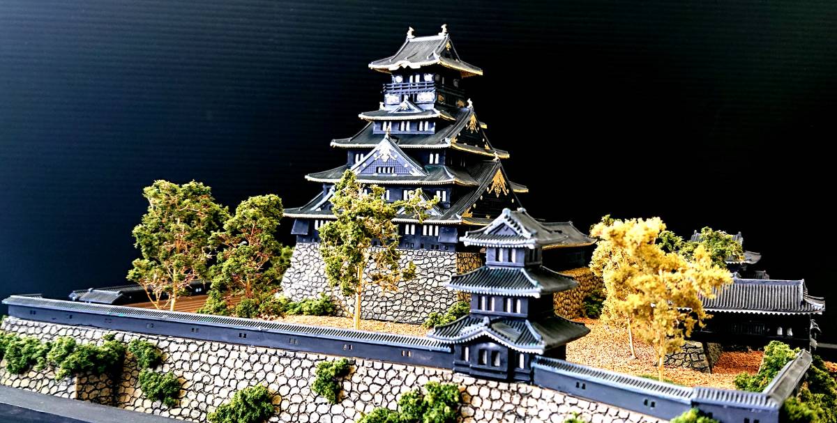 蒲生氏郷築上 会津若松城 ジオラマ 完成品 桜バージョン 大阪城
