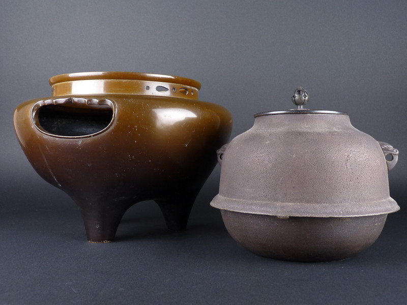 L106 ほぼ未使用 釜師 畠春斎 鋳物師 金森彦兵衛 唐金朝鮮風炉 真形釜