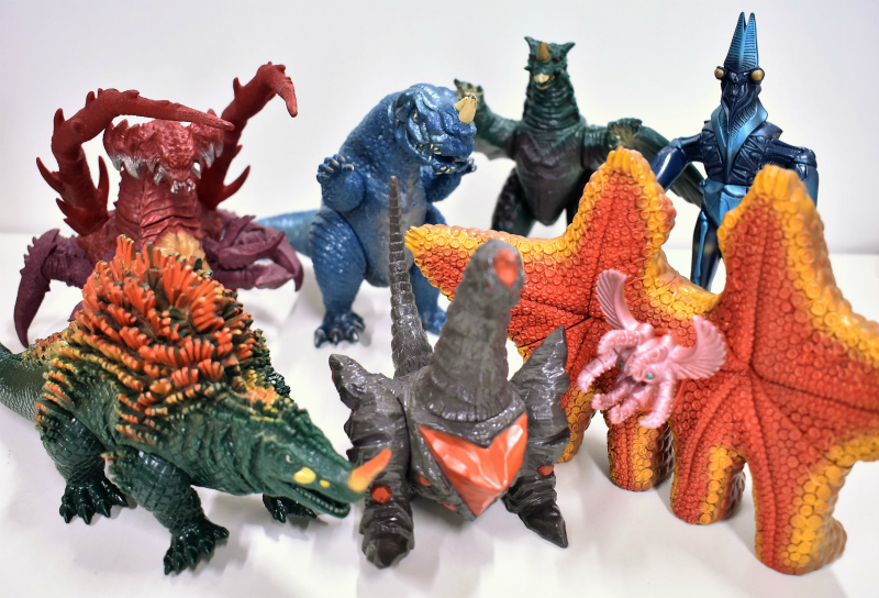一番くじ ゴジラ ウルトラマン 怪獣 ソフビ フィギュア 3体セット売り