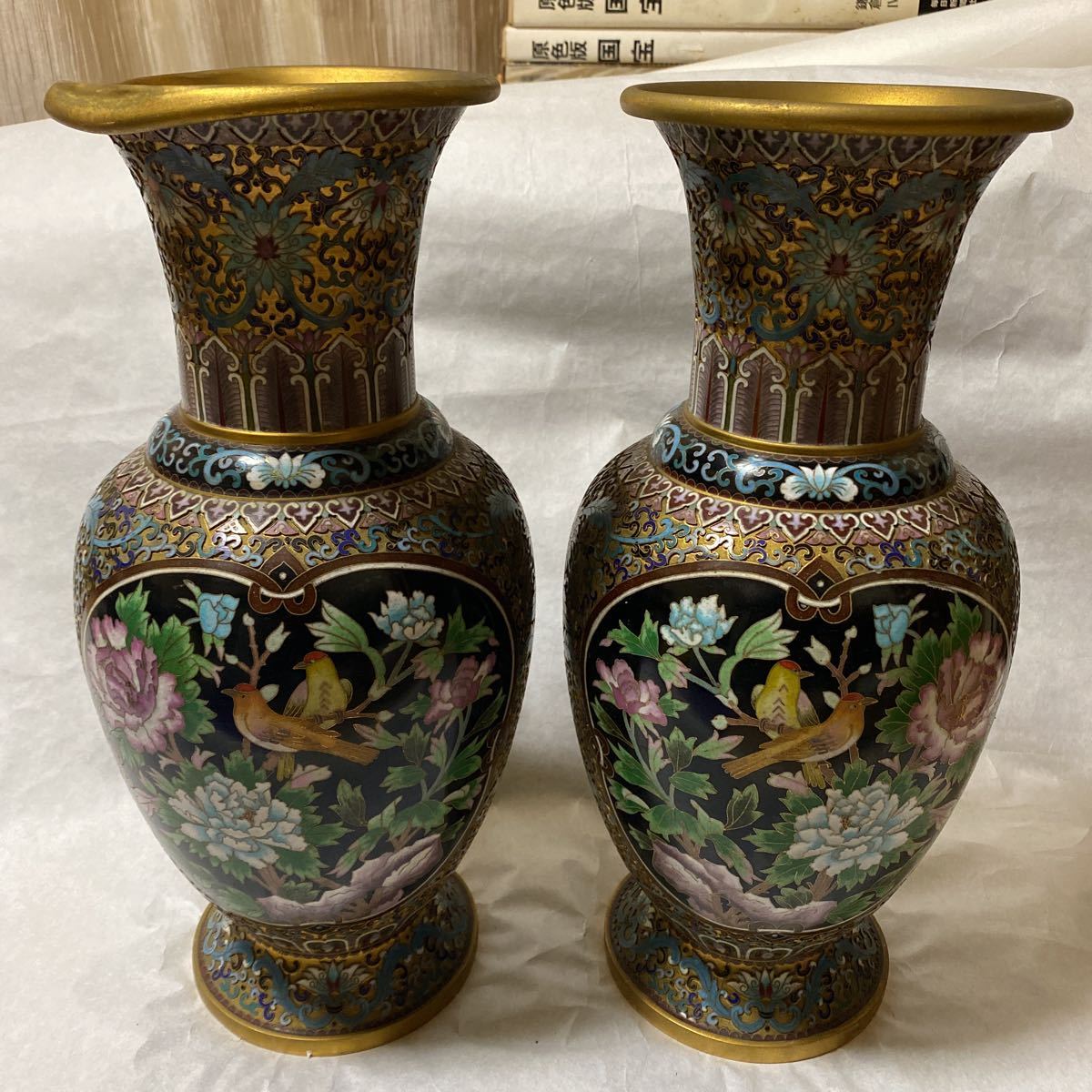 中国陶磁器 大明年製 多孔式陶器 花瓶 中国陶磁器 大明年製 多孔式陶器