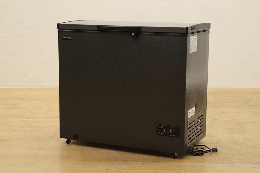 ディバイスタイル ブラック冷凍庫 大型 200L ディバイスタイル