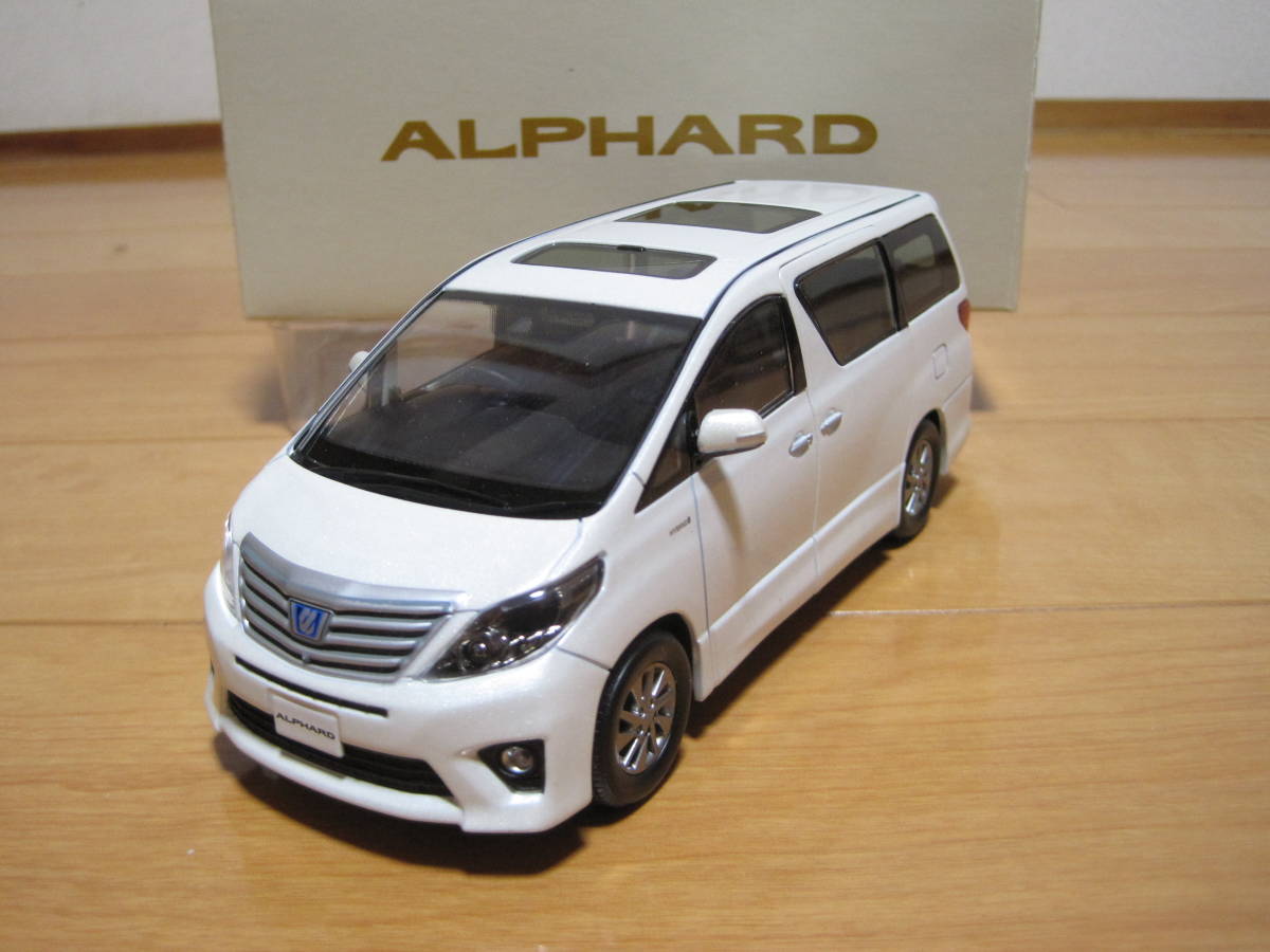 アルファード ALPHARD カラーサンプル 1/30 ミニカー 1/30 ミニカー