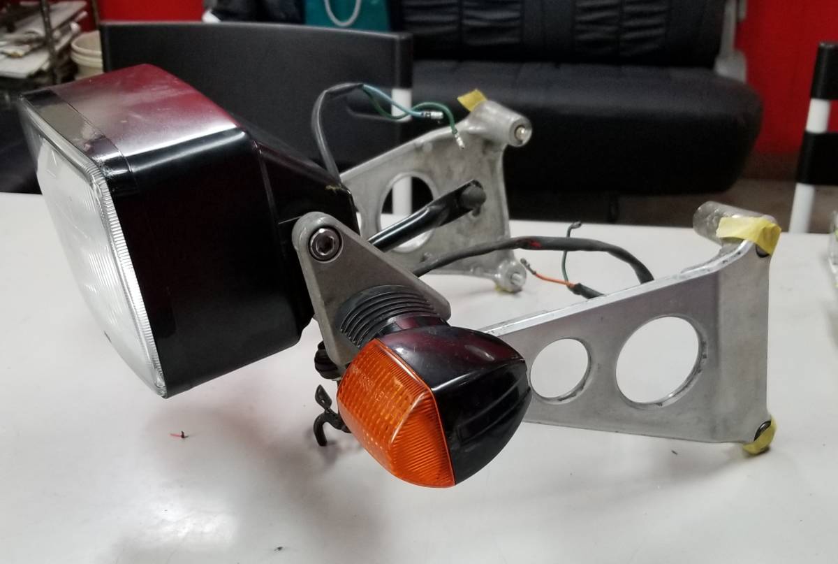 F CBR400F 純正ヘッドライトステー cbr400f純正ヘッドライトライト