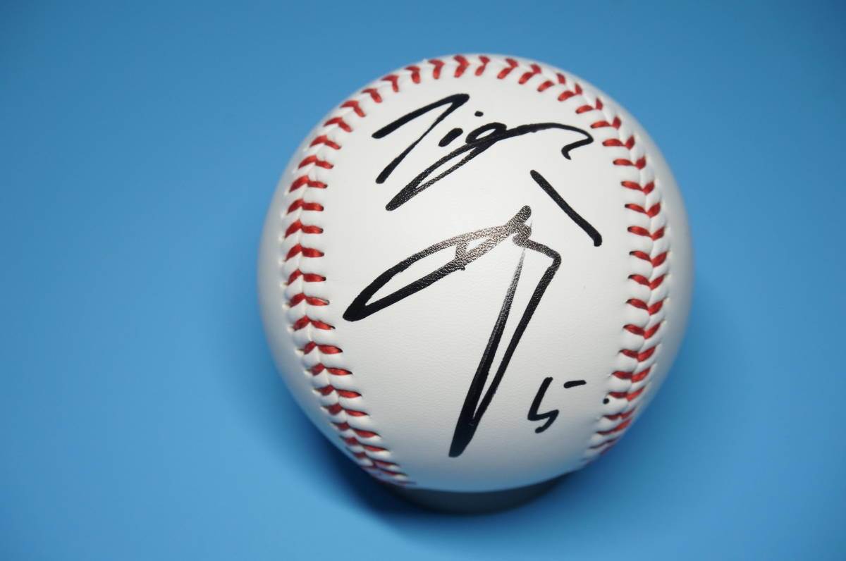 阪神タイガース 近本光司選手 直筆サイン入りボール（ケース付き