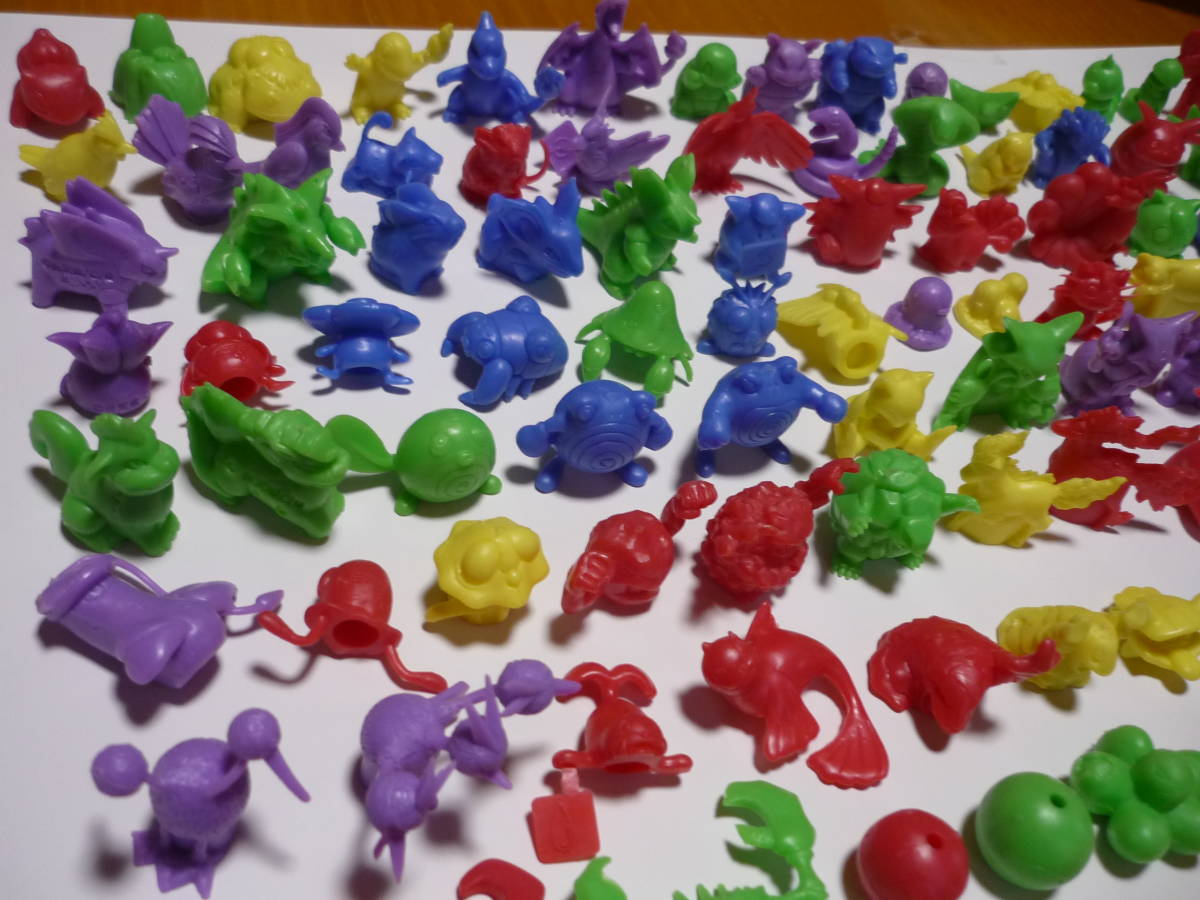 ポケモン ガチャ フィギュア 塩ビ人形 消しゴム人形 151匹コンプ